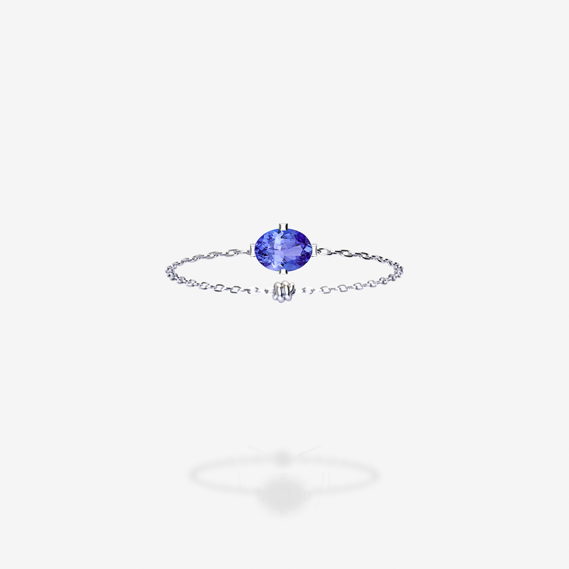 18K White Gold-Oval